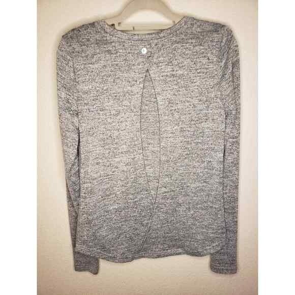 Active Life Keyhole Back Pullover Shirt - S/M - Picture 2 of 8